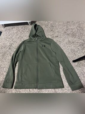 Under Armour Youth L - Olive green/Black. Comfortable lightweight, loose layer